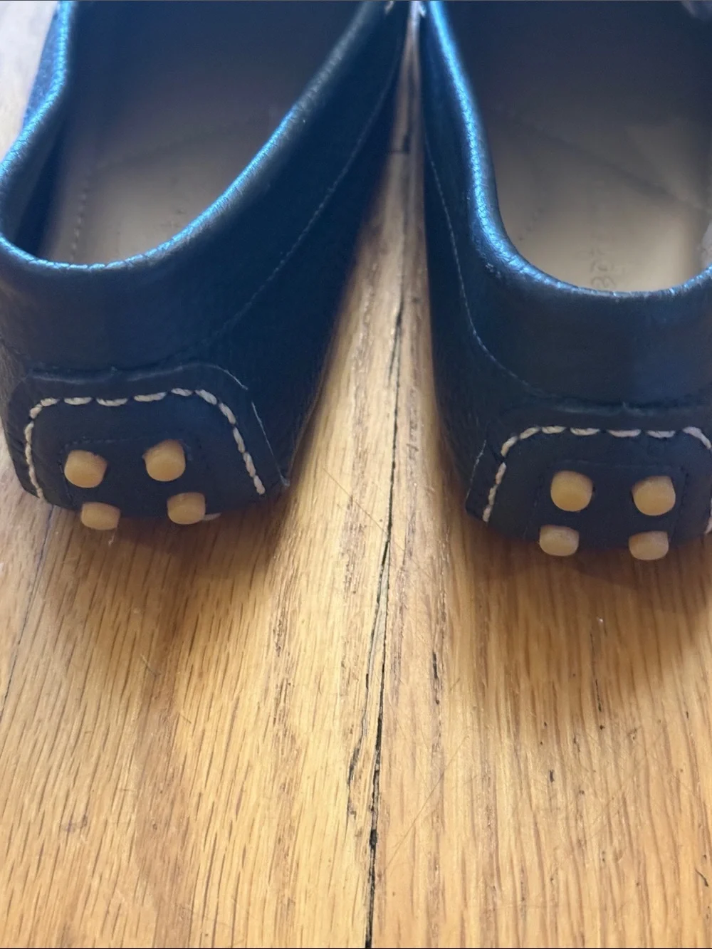 Elephantito sz 12 Leather Moccasin Loafers in Navy with Contrast Stitching